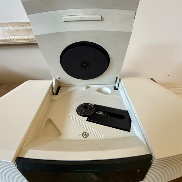 Bose Wave AM FM Radio CD Player Alarm Clock Model AWRC-1P Tested Works No Remote - Picture 5 of 10
